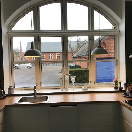Apartamento Den Lille Skole - Ferie Pa Aero I By *